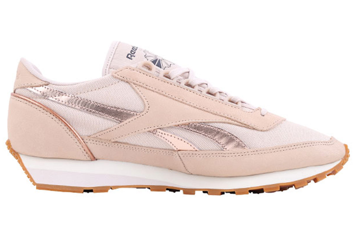 Order (W) Reebok Aztec Golden Neutrals ''Rosa Blau'' BS7293