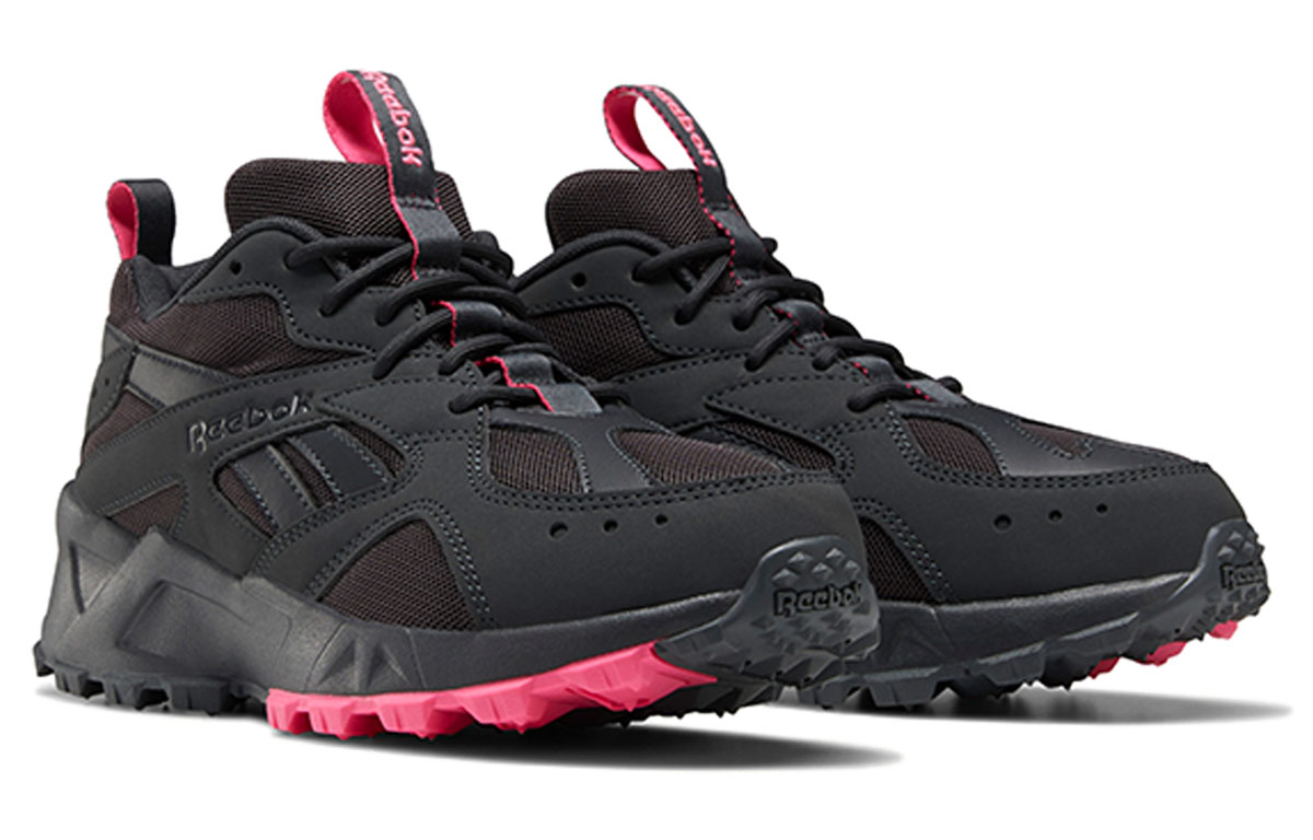 Lookbook (W) Reebok Aztrek 93 Trail /Merah 'Hitam' EF7780