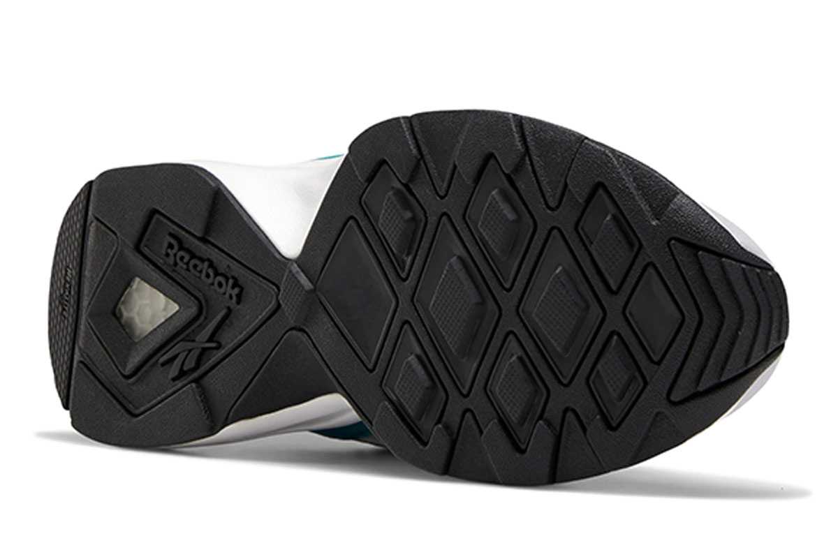 Details for (W) Reebok Aztrek 96 Abu/ Putih EF3030