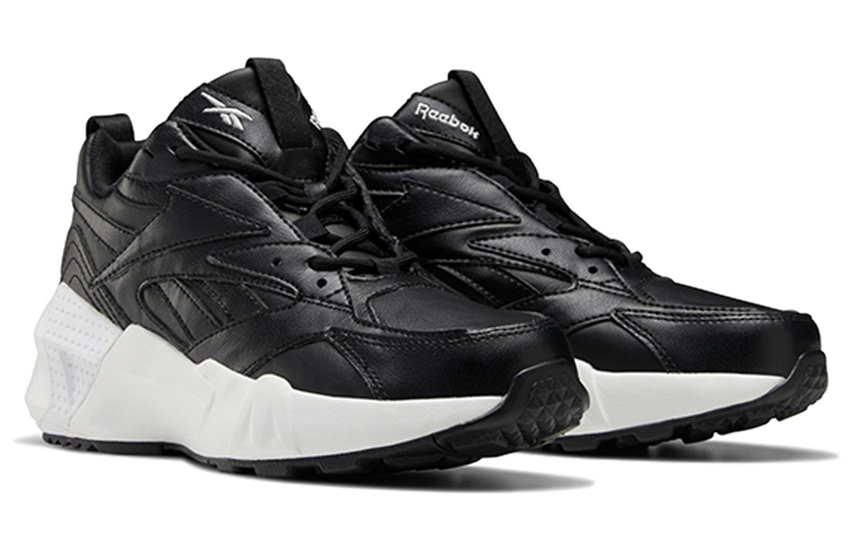 Lookbook (W) Reebok Aztrek Double Mix ''Schwarz Weiß'' EH2337