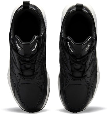 Reebok Aztrek Double Mix 女款 黑白 跑步鞋 Shop Reebok Aztrek Double Mix 女款 黑白 跑步鞋