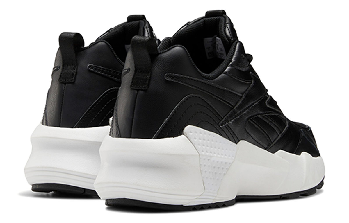 Purchase (W) Reebok Aztrek Double Mix ''Schwarz Weiß'' EH2337