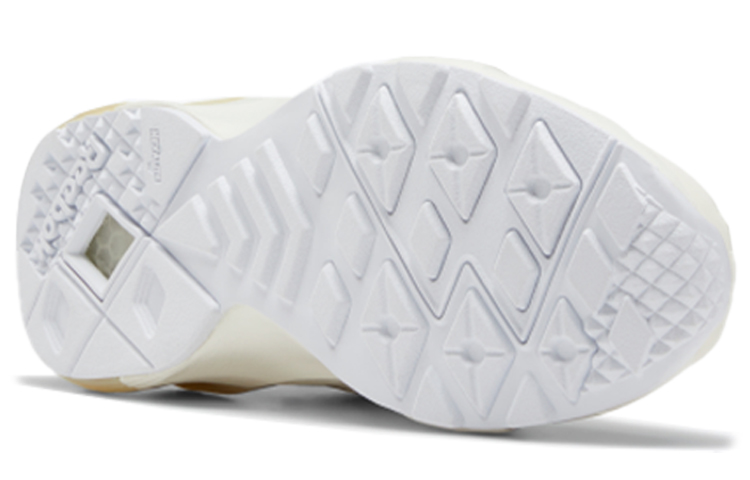 Details for (W) Reebok Aztrek Double Mix ''Chalk'' Sneaker EF4565