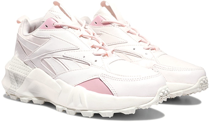 (W) Reebok Aztrek Double Mix 'Putih Merah Jambu' FZ1982 Lookbook (W) Reebok Aztrek Double Mix 'Putih Merah Jambu' FZ1982