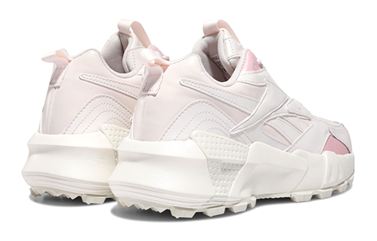 Shop (W) Reebok Aztrek Double Mix ''Weiß Rosa'' FZ1982