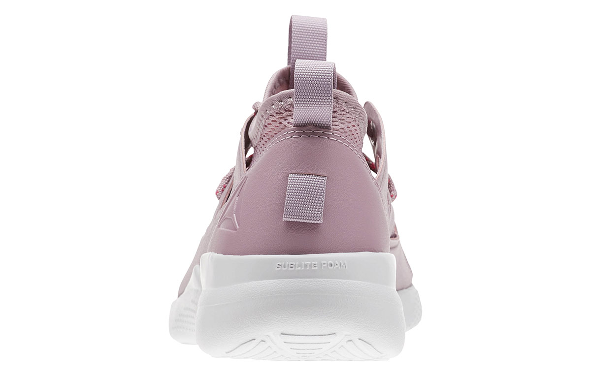 Shop (W) Reebok Cardio Motion ''Rose'' CN4864