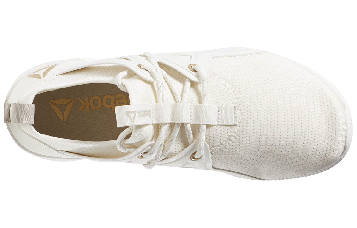 Shop (W) Reebok Cardio Motion Blanc ''Beige''. DV3956
