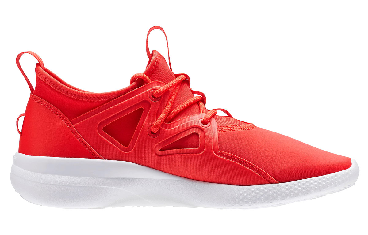 Order (W) Reebok Cardio Motion Rot BS5940