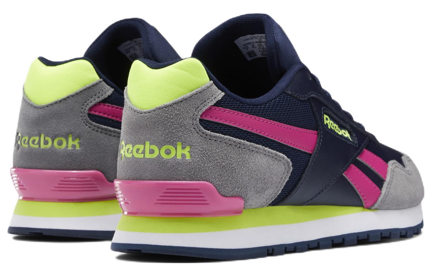 Shop Reebok CL Harman Run 舒適 耐磨 低幫 跑步鞋 女款 灰藍