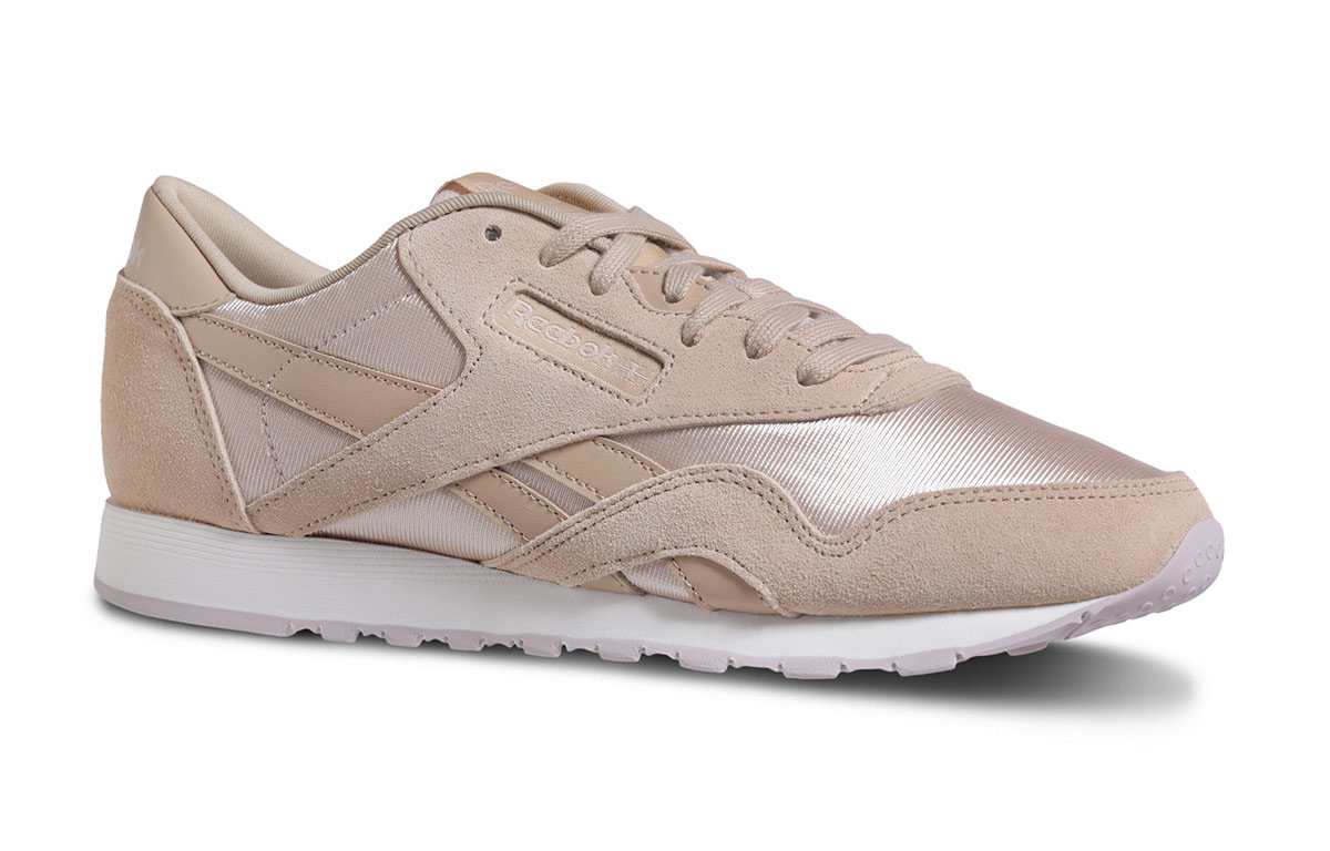Lookbook (W) Reebok CL Nylon Beauty & ''Rosa'' DV8185