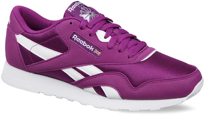 (W) Reebok CL NYLON KLEUR ''Paars Wit'' CN7451 Lookbook (W) Reebok CL NYLON KLEUR ''Paars Wit'' CN7451
