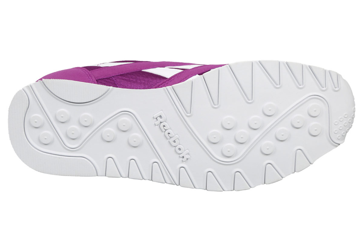 Details for (W) Reebok CL NYLON KLEUR ''Paars Wit'' CN7451