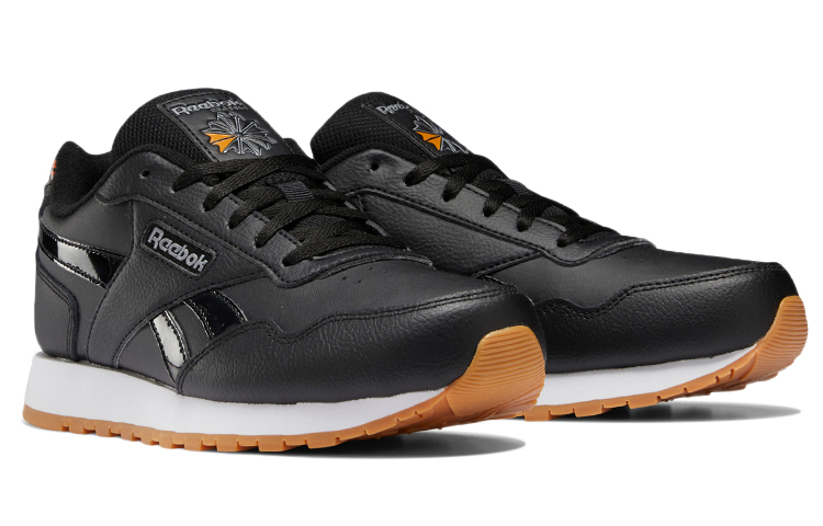 Lookbook (W) Reebok Classique Harman Run ''Noir Gum'' H05896