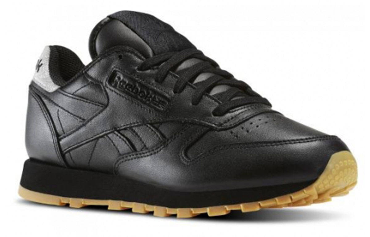 Lookbook (W) Reebok Classic Leather 'Black Gum' Hitam Coklat BD4422