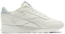 (W) Reebok Classic Leather 'Chalk Seaside Grey' dalam warna Kapur Kelabu Tepi Laut GY8799