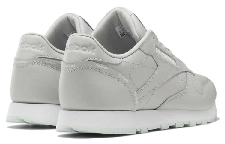 Shop (W) リーボック クラシックレザー 「コールドグレー」 DV7104