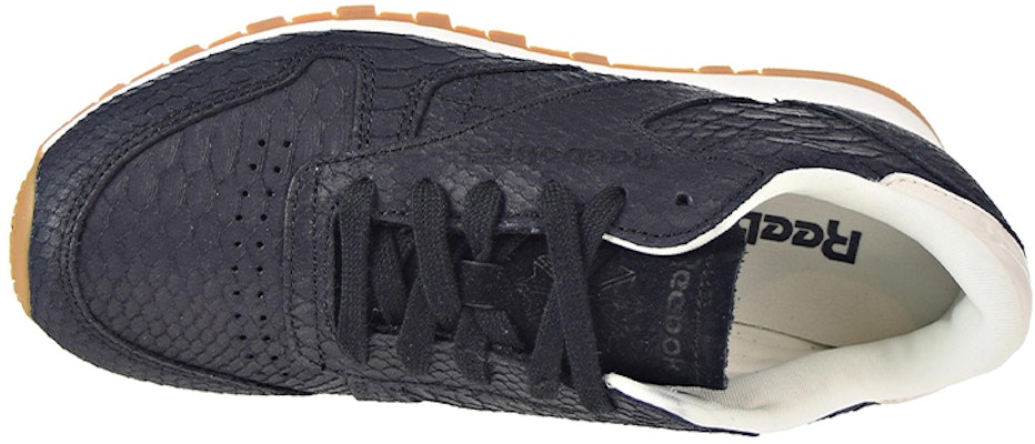 (W) Reebok Classic Leather 'Biru Laut' V68796 Shop (W) Reebok Classic Leather 'Biru Laut' V68796