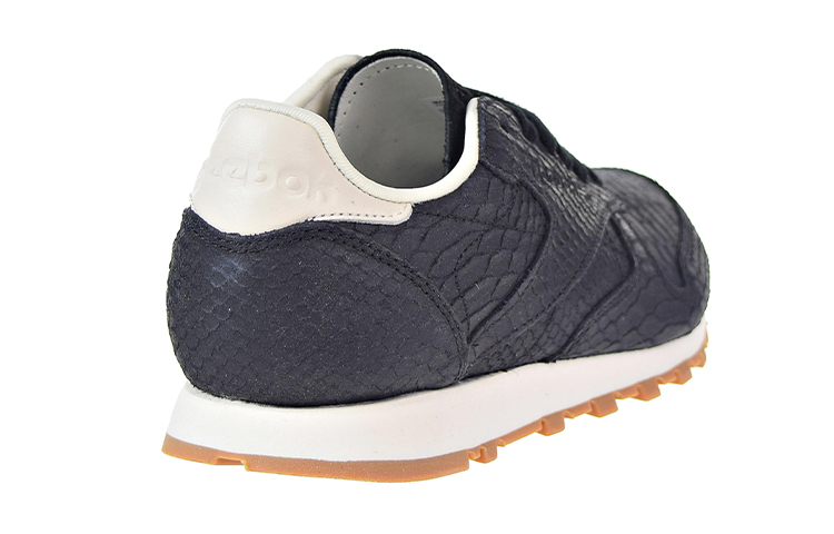 Purchase (W) Reebok Classic Leather 'Biru Laut' V68796