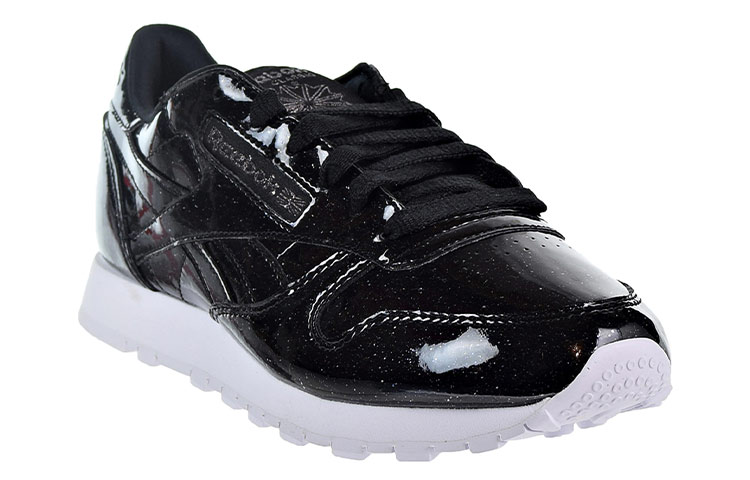 Lookbook Reebok 經典皮革 PP 珍珠漆皮 減震防滑 低幫休閒運動鞋 女款 黑色