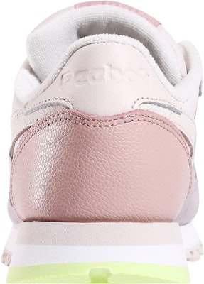 (W) 锐步经典皮革粉色款 CN1778 Shop (W) 锐步经典皮革粉色款 CN1778