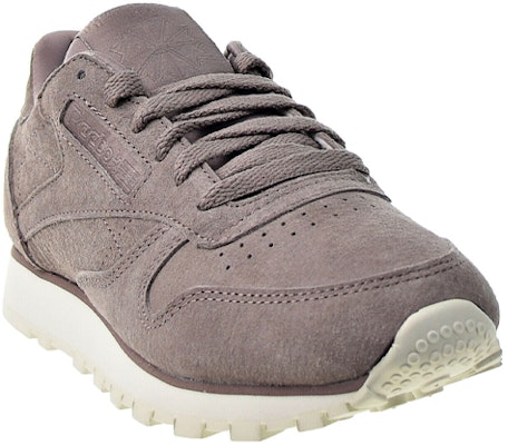 (W) Reebok Kulit Klasik 'Pasir Kelabu' DV8506 Lookbook (W) Reebok Kulit Klasik 'Pasir Kelabu' DV8506