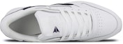 Shop (W) Reebok Classic Leather Low-Top Sneakers Putih/Biru DV8170