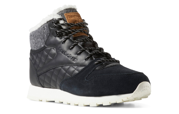 Lookbook (W) Reebok Classic Leather Arctic Boot ''Nero'' CN3744