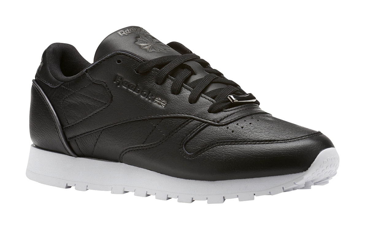 Lookbook (W) Reebok Classic Leather HW 'Negro' BS9879