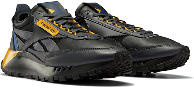 (W) Reebok Classic Leather Legacy 'Hitam Emas Kolese' FY7439 Lookbook (W) Reebok Classic Leather Legacy 'Hitam Emas Kolese' FY7439