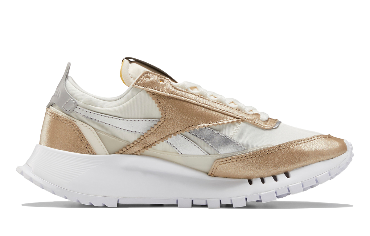 Order (W) Reebok Classic Leather Legacy 'Champagne Silver' dalam Melayu FY9806