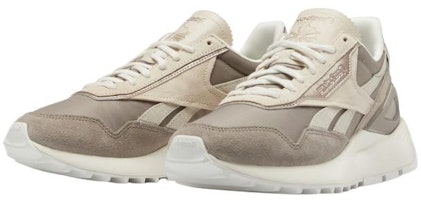 (W) Reebok Classic Leather Legacy AZ 'Stucco Rose Gold' dalam Warna Emas Mawar. GX4803 Lookbook (W) Reebok Classic Leather Legacy AZ 'Stucco Rose Gold' dalam Warna Emas Mawar. GX4803