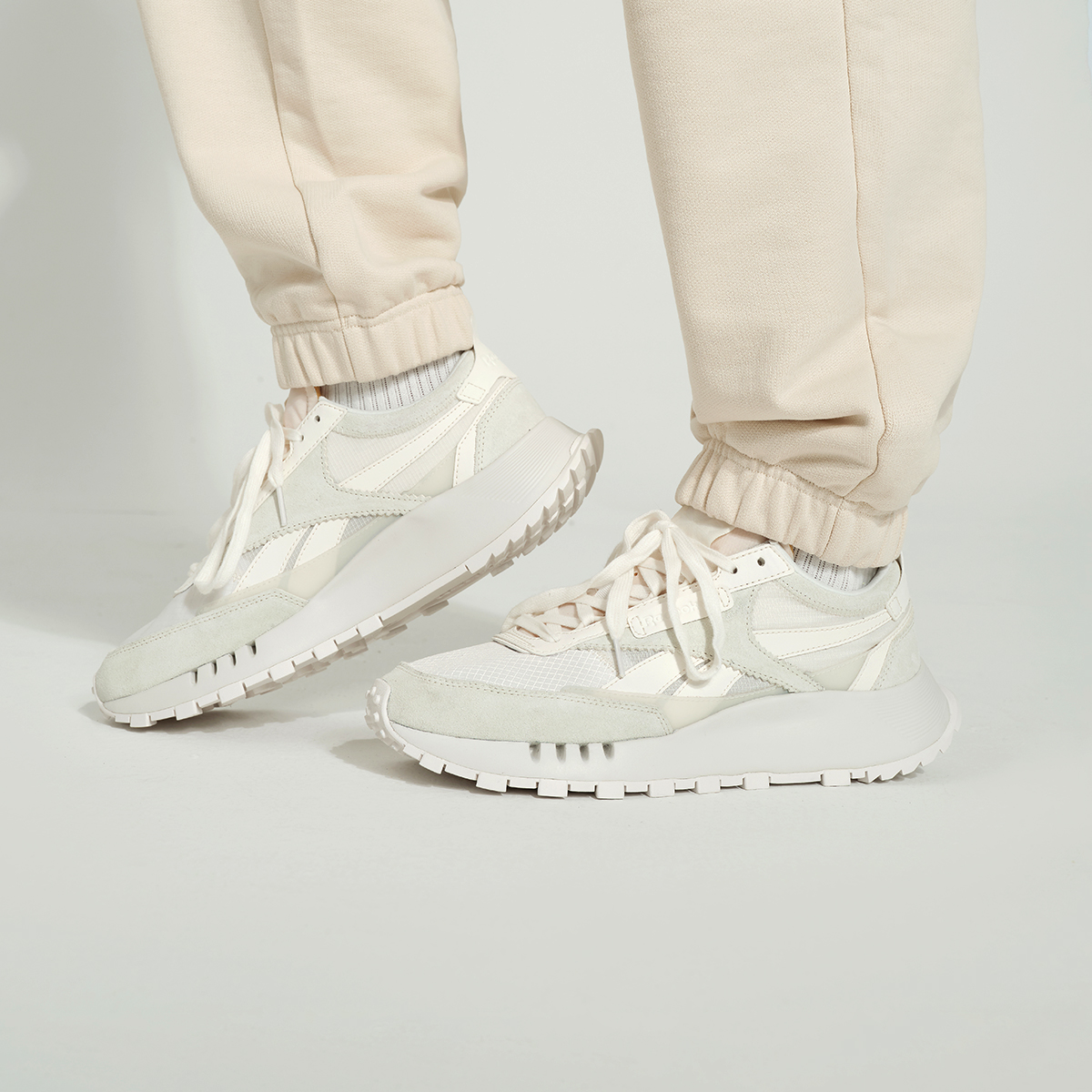 Reebok Classic Legacy Sneakers 'White' 圖 10