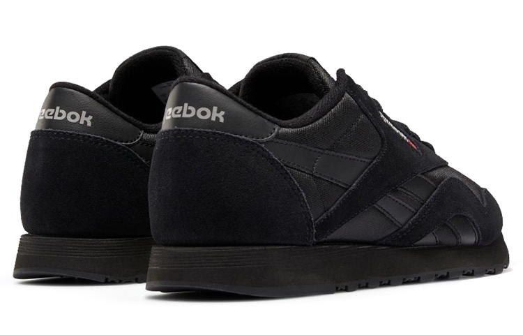 Lookbook (W) Reebok Clásico Nilon 'Grafit Hitam' FU6781