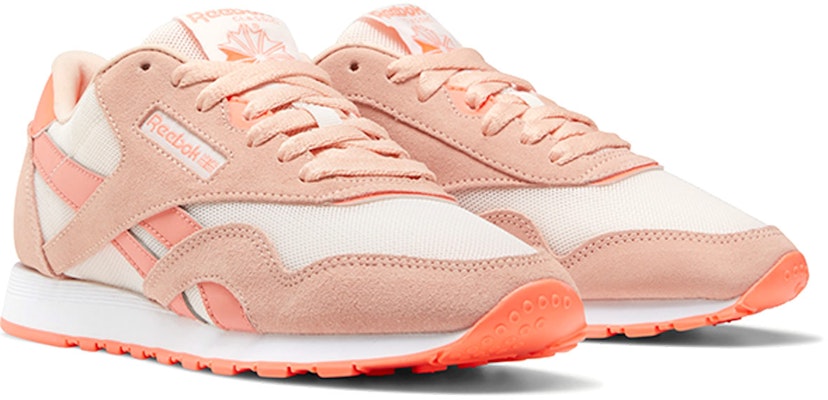 (W) Reebok Klasik Nylon 'Kelabu Merah Jambu' FY4991 Lookbook (W) Reebok Klasik Nylon 'Kelabu Merah Jambu' FY4991