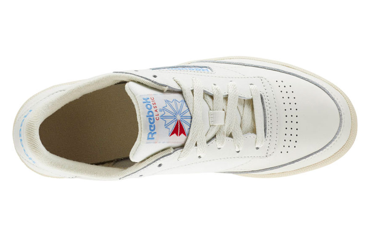 Shop (W) Reebok Club C 85 'Beige' Sepatu Sneaker Pria/Wanita CN5464