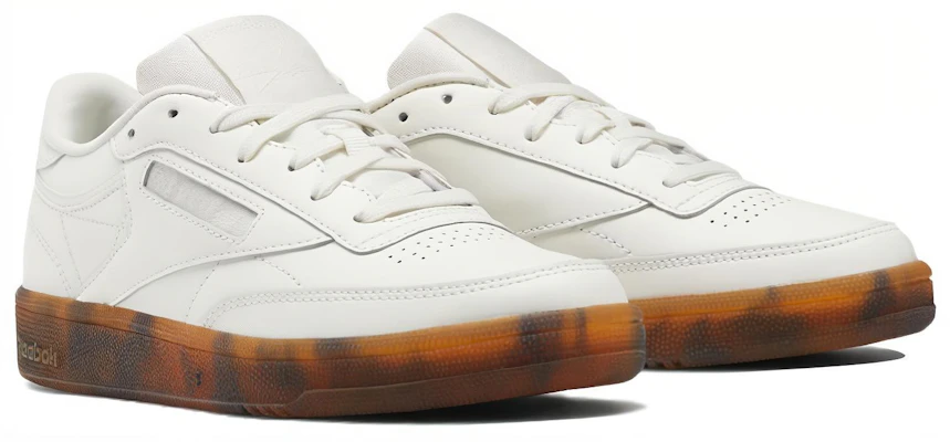 (W) Reebok Club C 85 'Beige Low Top' Kasut Rendah Bewarna Beige EH1510 Lookbook (W) Reebok Club C 85 'Beige Low Top' Kasut Rendah Bewarna Beige EH1510