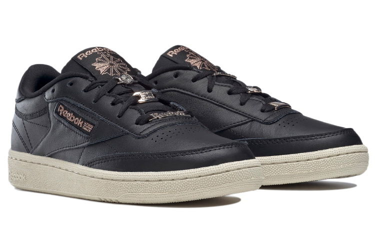 Lookbook (W) Reebok Club C 85 'Hitam Fashion' FW9229