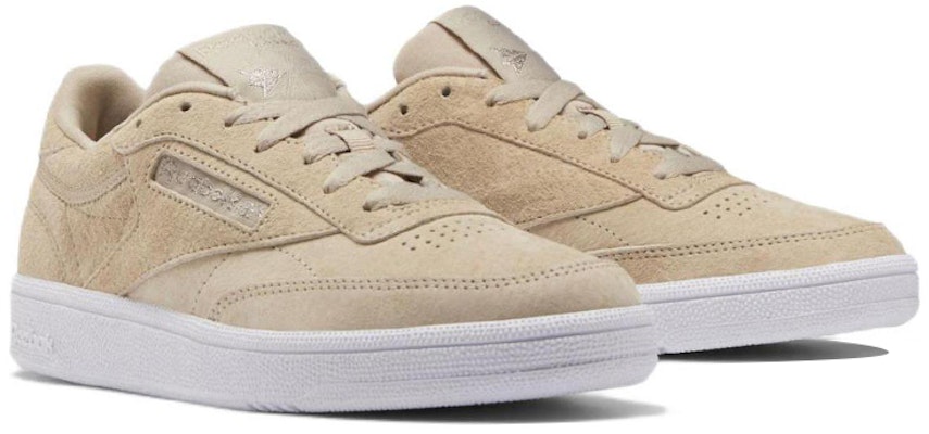 (W) Reebok Club C 85 'Coklat Teh Susu' EF3292 Lookbook (W) Reebok Club C 85 'Coklat Teh Susu' EF3292