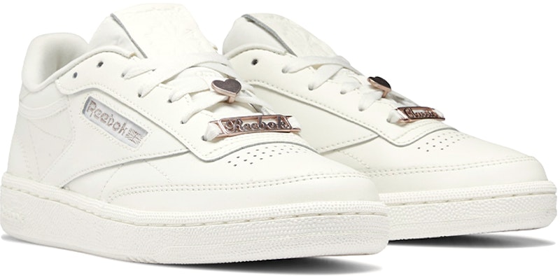 (W) Reebok Club C 85 'Putih Nyaman Kasual' H05858 Lookbook (W) Reebok Club C 85 'Putih Nyaman Kasual' H05858