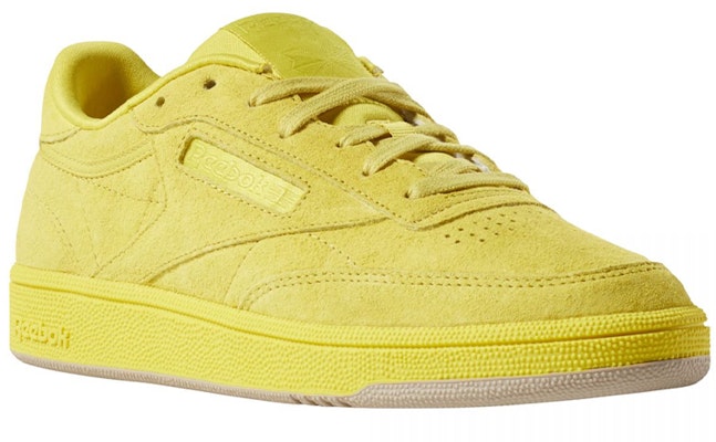 (W) Reebok Club C 85 'Kuning Komfort' CN7012 Lookbook (W) Reebok Club C 85 'Kuning Komfort' CN7012