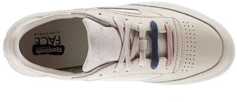 Lookbook Reebok Club C 85 女款 卡其色 板型鞋