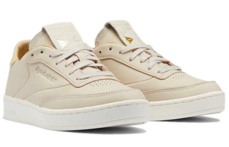 Lookbook (W) Reebok Club C Clean ''Khaki'' Sneakers GW5108