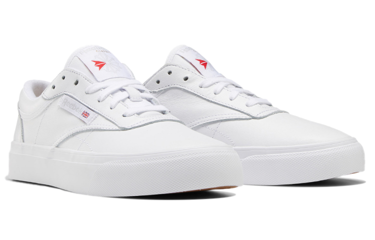 Lookbook (W) 锐步 Club C Coast '珍珠白' G57856