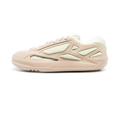 (W) Reebok Club C FWD 'Beige'