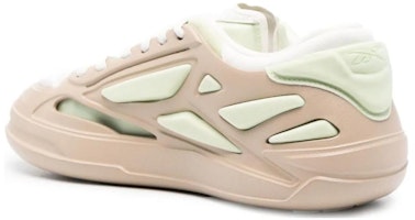 (W) Reebok Club C FWD 'Beige' Lelaki Wanita Kasut Sneaker. RMIA037C99MAT001 Lookbook (W) Reebok Club C FWD 'Beige' Lelaki Wanita Kasut Sneaker. RMIA037C99MAT001