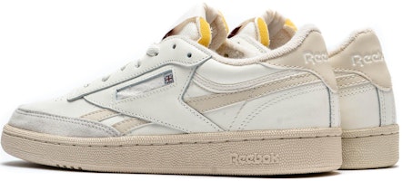 (W) Reebok Club C Revenge Vintage 'Chalk Alabaster' Zapatillas Retro Classic IE1603 Lookbook (W) Reebok Club C Revenge Vintage 'Chalk Alabaster' Zapatillas Retro Classic IE1603