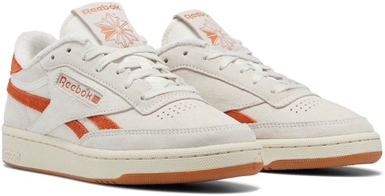 (W) Reebok Club C Revenge 'Chalk Burnt Orange' Sepatu Pria GV6971 Lookbook (W) Reebok Club C Revenge 'Chalk Burnt Orange' Sepatu Pria GV6971