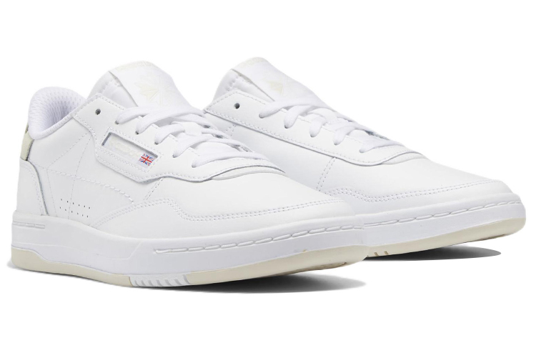 Lookbook (W) Reebok Court Peak ''Weiß'' Sneakers GZ2239