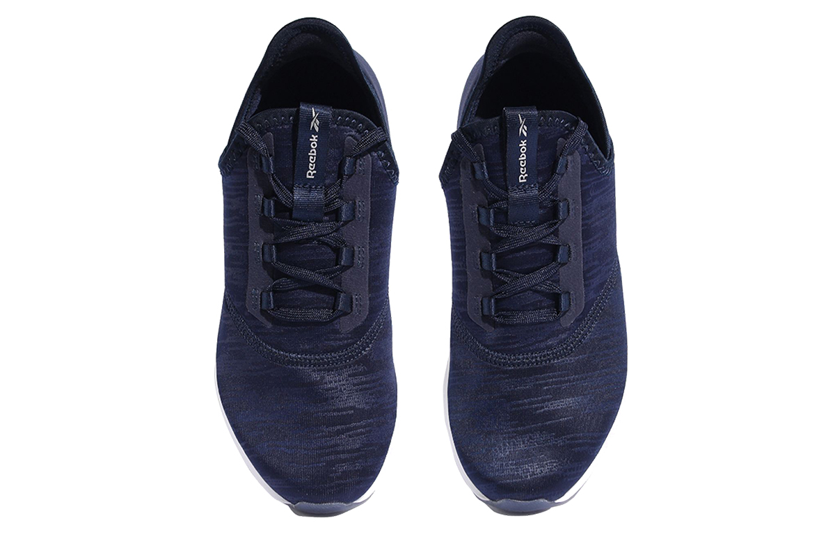 Shop (W) Reebok Dailyfit "Bleu Marine" GX5175