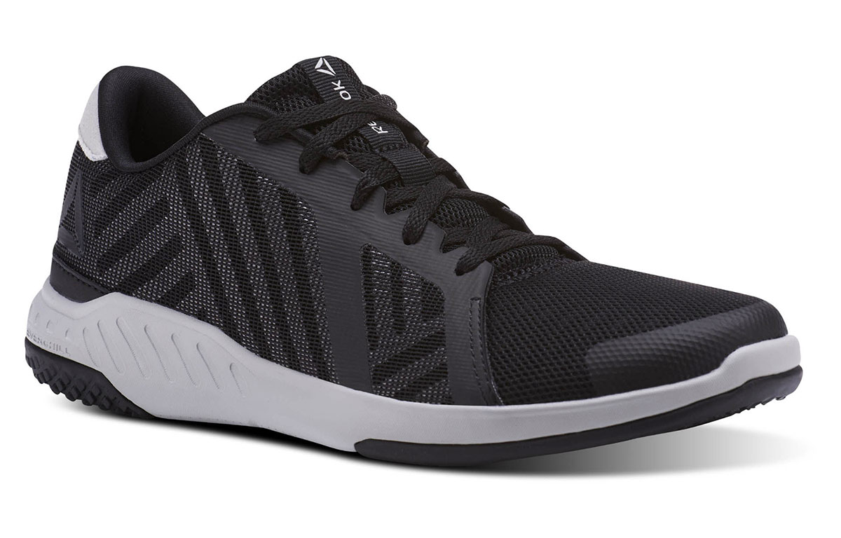 Lookbook (W) Reebok Everchill TR 2.0 ''Zwart'' CN1282